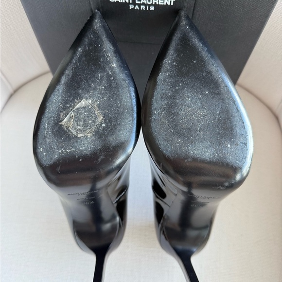 SAINT LAURENT “ZOE” BLACK PATENT LEATHER PUMPS, YSL 39.5 - Picture 7 of 10